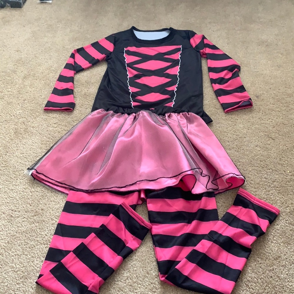 Girls costume